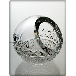Cendrier en cristal 9cm. Décoration globe.
