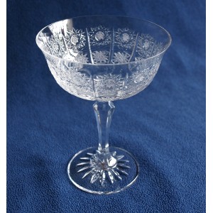 Coffret de 6 coupes à Champagne. Cristal de Bohême.