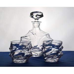 Whiskey decanter set with 6 glasses. Calypso decoration.